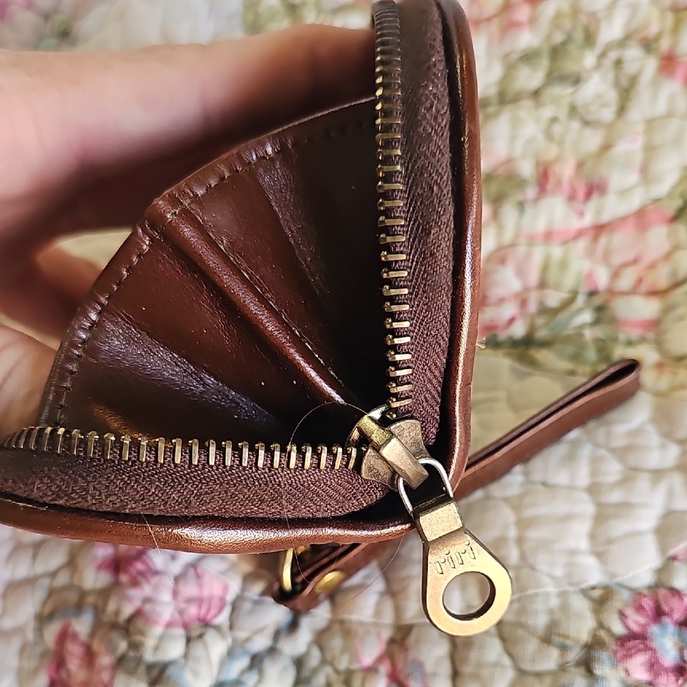 Vintage Dooney & Bourke AWL Taupe & Burnt Cedar Duck Coin Purse - Picture 10 of 16